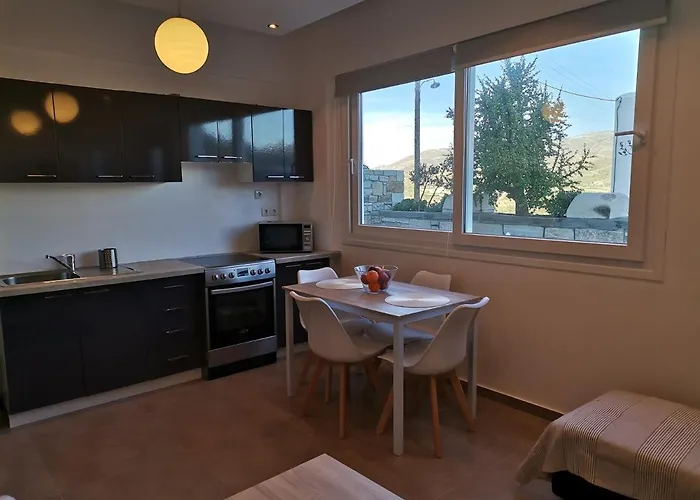 Chez Kiki Et Ioannis *