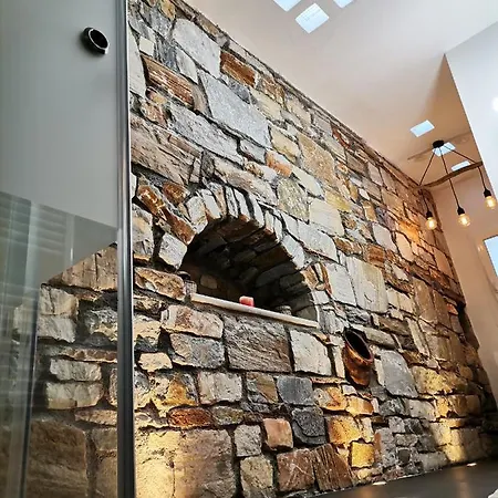 Lägenhet Chez Kiki Et Ioannis Engaraí