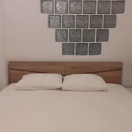 Chez Kiki Et Ioannis Lägenhet