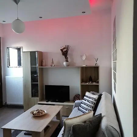 Chez Kiki Et Ioannis Engaraí