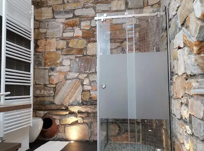 Chez Kiki Et Ioannis Lägenhet Engaraí