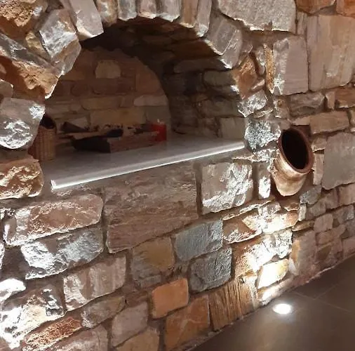 Chez Kiki Et Ioannis Lägenhet Engaraí