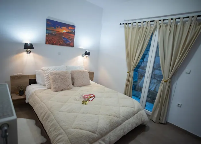 Chez Kiki Et Ioannis *